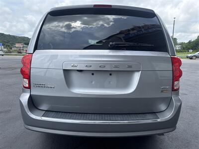 2019 Dodge Grand Caravan GT   - Photo 3 - Princeton, WV 24740