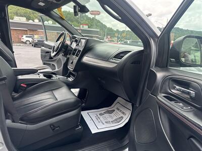 2019 Dodge Grand Caravan GT   - Photo 6 - Princeton, WV 24740