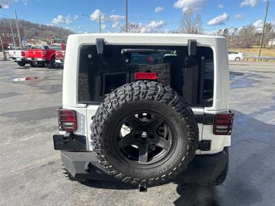 2014 Jeep Wrangler Sahara   - Photo 3 - Princeton, WV 24740