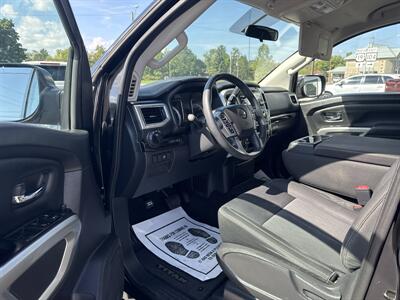 2018 Nissan Titan SV - Photo 5 - Princeton, WV 24740