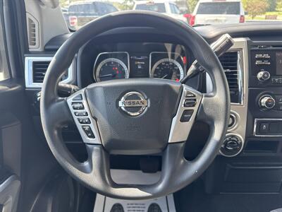 2018 Nissan Titan SV - Photo 10 - Princeton, WV 24740