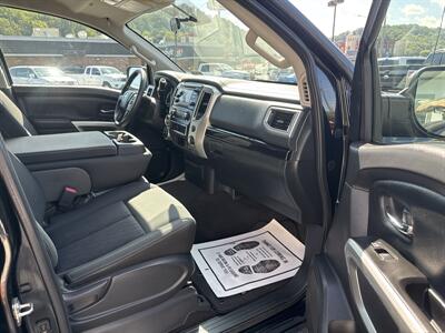 2018 Nissan Titan SV - Photo 7 - Princeton, WV 24740