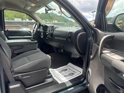 2008 Chevrolet Silverado 1500 Work Truck   - Photo 7 - Princeton, WV 24740