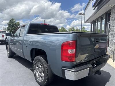 2008 Chevrolet Silverado 1500 Work Truck   - Photo 2 - Princeton, WV 24740