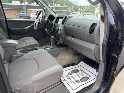 2012 Nissan Frontier SV   - Photo 7 - Princeton, WV 24740
