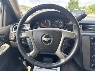 2010 Chevrolet Avalanche LT   - Photo 11 - Princeton, WV 24740