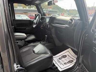 2017 Jeep Wrangler Unlimited Sport S - Photo 7 - Princeton, WV 24740