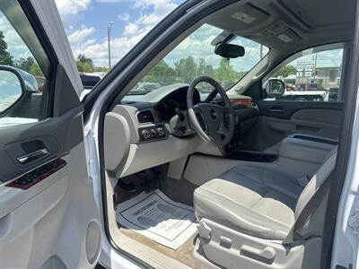 2011 Chevrolet Tahoe LT - Photo 4 - Princeton, WV 24740