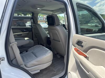 2011 Chevrolet Tahoe LT - Photo 7 - Princeton, WV 24740