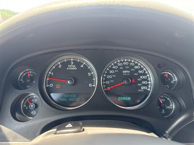 2011 Chevrolet Tahoe LT - Photo 12 - Princeton, WV 24740