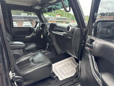 2015 Jeep Wrangler Unlimited Sahara - Photo 7 - Princeton, WV 24740