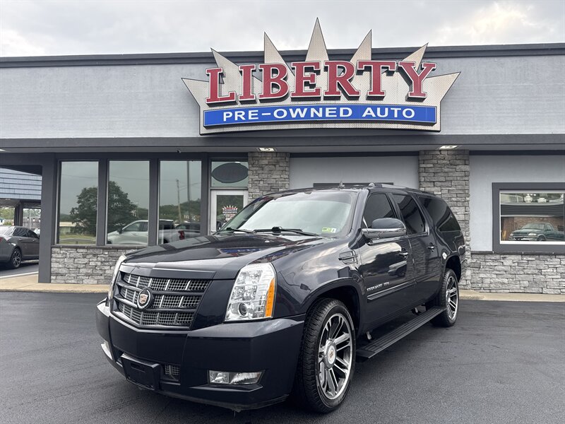 2013 Cadillac Escalade ESV Premium  