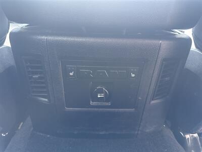 2015 RAM 1500 Laramie   - Photo 9 - Princeton, WV 24740