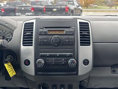 2010 Nissan Frontier SE V6   - Photo 9 - Princeton, WV 24740