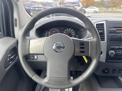 2010 Nissan Frontier SE V6   - Photo 10 - Princeton, WV 24740