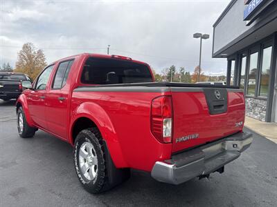 2010 Nissan Frontier SE V6   - Photo 2 - Princeton, WV 24740