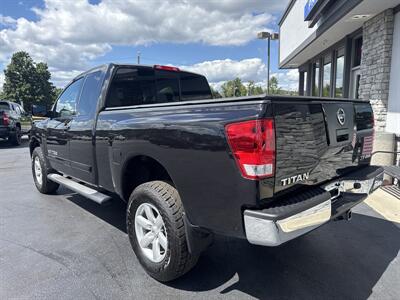 2012 Nissan Titan SV   - Photo 2 - Princeton, WV 24740
