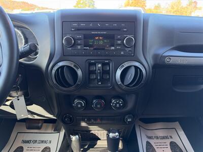 2016 Jeep Wrangler Unlimited Sport S   - Photo 9 - Princeton, WV 24740