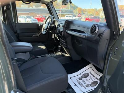 2016 Jeep Wrangler Unlimited Sport S   - Photo 7 - Princeton, WV 24740