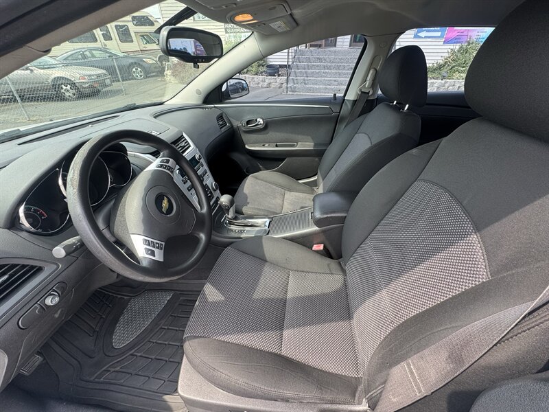 2012 Chevrolet Malibu 1LT - Photo 7