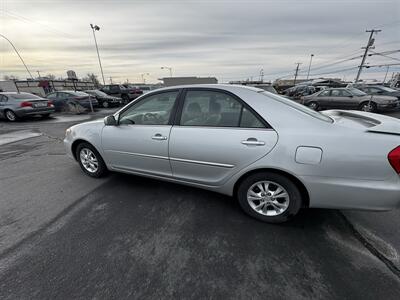 2004 Toyota Camry LE V6   - Photo 6 - Moses Lake, WA 98837