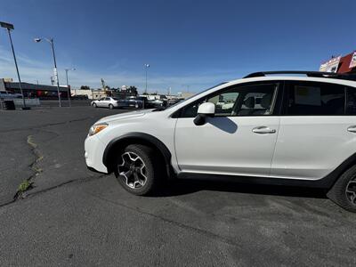 2014 Subaru XV Crosstrek 2.0i Premium   - Photo 2 - Moses Lake, WA 98837