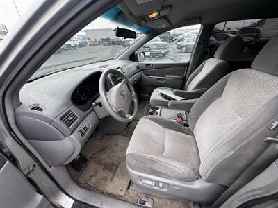 2010 Toyota Sienna CE 8-Passenger   - Photo 6 - Moses Lake, WA 98837