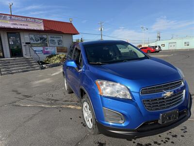 2015 Chevrolet Trax LS   - Photo 2 - Moses Lake, WA 98837