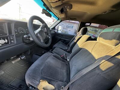 2002 Chevrolet Silverado 2500 LS  HD - Photo 7 - Moses Lake, WA 98837
