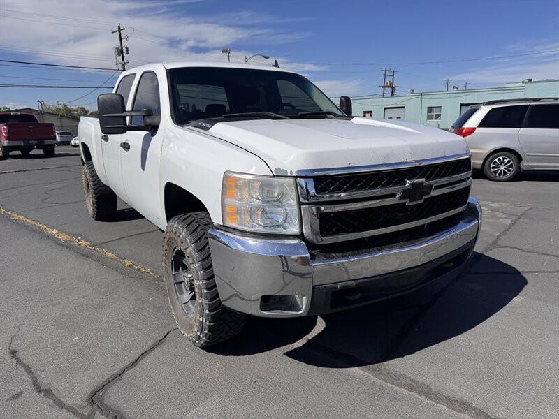 2009 Chevrolet Silverado 2500HD LT  