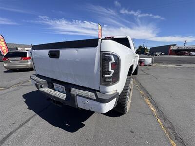 2009 Chevrolet Silverado 2500HD LT - Photo 6 - Moses Lake, WA 98837