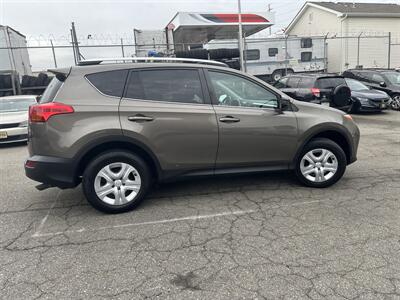 2014 Toyota RAV4 LE   - Photo 7 - Hasbrouck Heights, NJ 07604