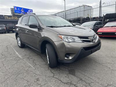 2014 Toyota RAV4 LE   - Photo 8 - Hasbrouck Heights, NJ 07604