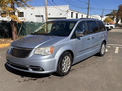 2012 Chrysler Town & Country Touring-L   - Photo 4 - Hasbrouck Heights, NJ 07604