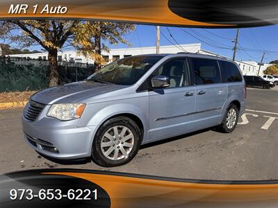 2012 Chrysler Town & Country Touring-L  