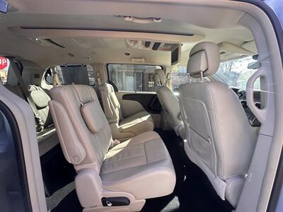 2012 Chrysler Town & Country Touring-L   - Photo 23 - Hasbrouck Heights, NJ 07604