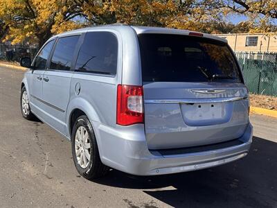 2012 Chrysler Town & Country Touring-L   - Photo 6 - Hasbrouck Heights, NJ 07604