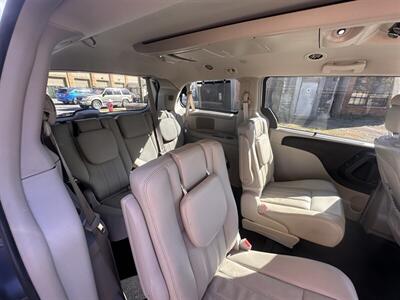 2012 Chrysler Town & Country Touring-L   - Photo 24 - Hasbrouck Heights, NJ 07604