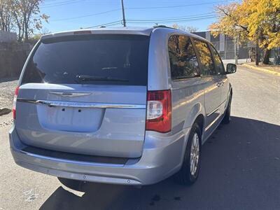 2012 Chrysler Town & Country Touring-L   - Photo 9 - Hasbrouck Heights, NJ 07604