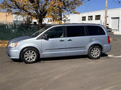 2012 Chrysler Town & Country Touring-L   - Photo 5 - Hasbrouck Heights, NJ 07604