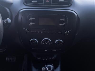 2015 Kia Soul   - Photo 19 - Hasbrouck Heights, NJ 07604