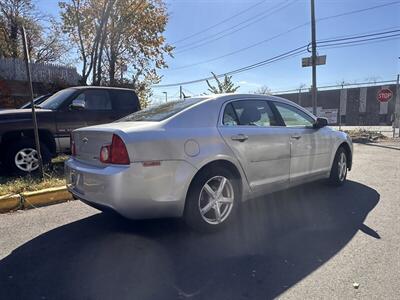 2010 Chevrolet Malibu LT   - Photo 9 - Hasbrouck Heights, NJ 07604