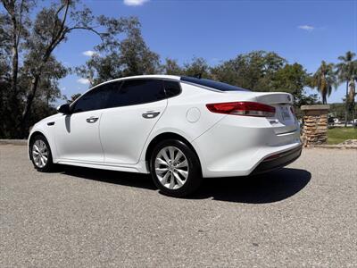 2018 Kia Optima EX   - Photo 15 - Fullerton, CA 92833-4276