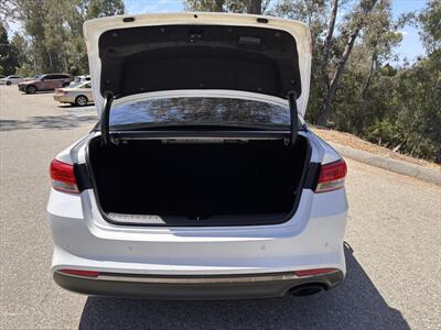 2018 Kia Optima EX   - Photo 12 - Fullerton, CA 92833-4276