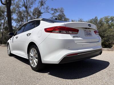 2018 Kia Optima EX   - Photo 8 - Fullerton, CA 92833-4276