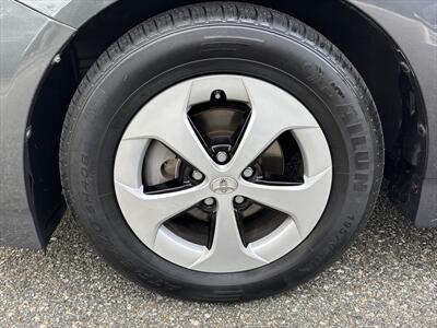 2013 Toyota Prius Five   - Photo 13 - Fullerton, CA 92833