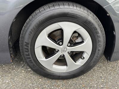 2013 Toyota Prius Five   - Photo 16 - Fullerton, CA 92833