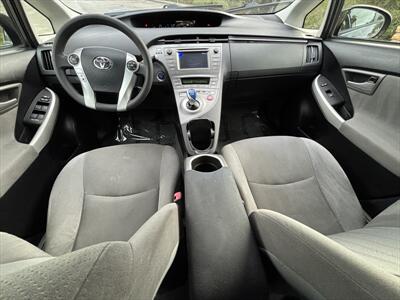 2013 Toyota Prius Five   - Photo 22 - Fullerton, CA 92833