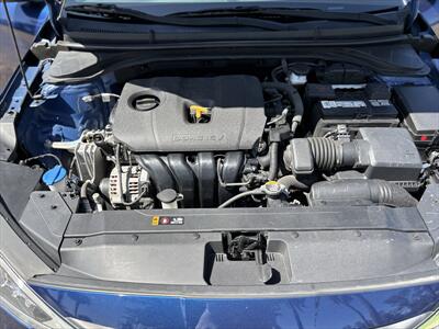2020 Hyundai ELANTRA SE   - Photo 16 - Fullerton, CA 92833-4276