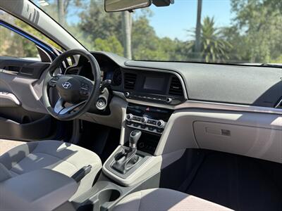 2020 Hyundai ELANTRA SE   - Photo 35 - Fullerton, CA 92833-4276